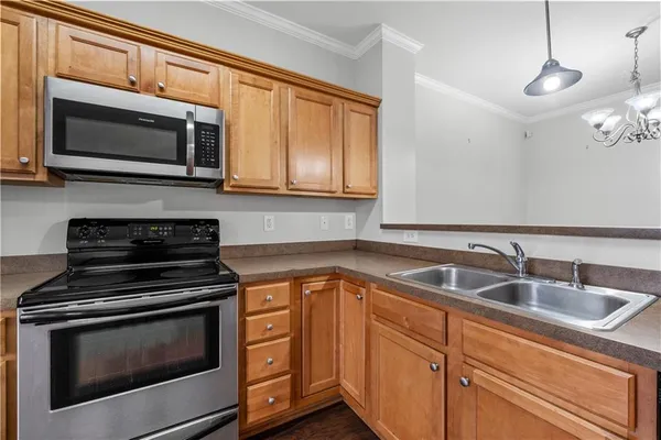 $2,100 | 3072 Lauren Parc Road, Decatur, GA 30032