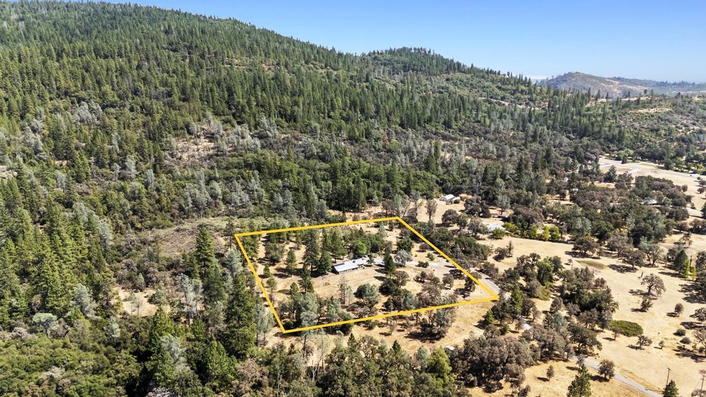 13467 Lake Francis Road Dobbins, CA 95935 - Photo 41 of 54 a view of a city