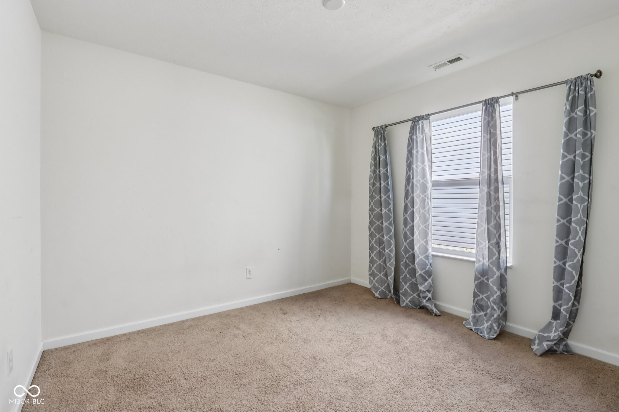 4846 Chip Shot Lane Indianapolis, IN 46235 - Photo 22 of 31