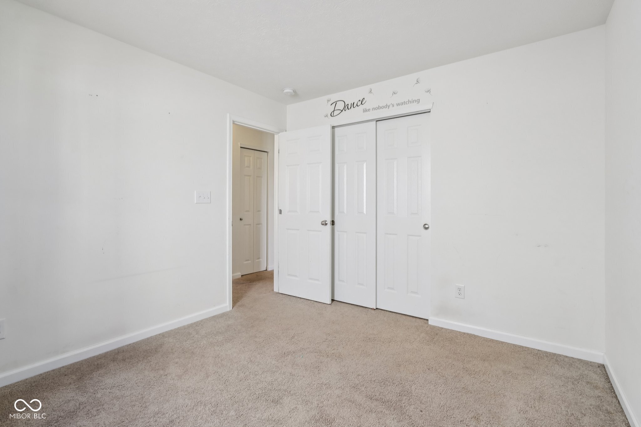 4846 Chip Shot Lane Indianapolis, IN 46235 - Photo 23 of 31