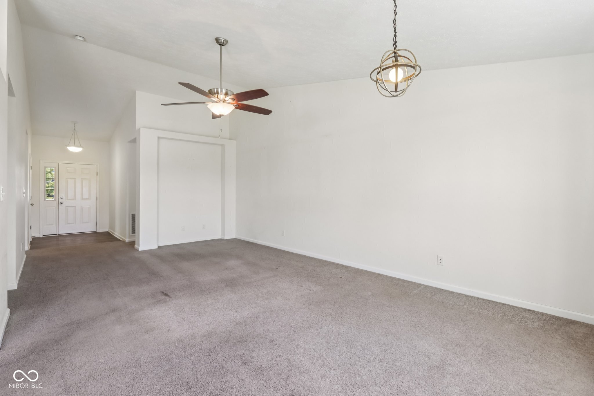 4846 Chip Shot Lane Indianapolis, IN 46235 - Photo 10 of 31