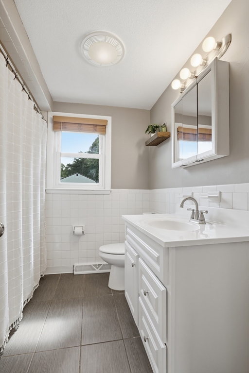 36 Basse Circle Lynn, MA 01905 - Photo 19 of 28