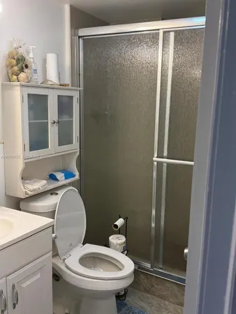 $2,100 | 447 Northeast 195th Street, Unit 310, Miami, FL 33179