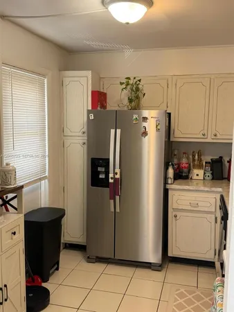 $2,100 | 447 Northeast 195th Street, Unit 310, Miami, FL 33179