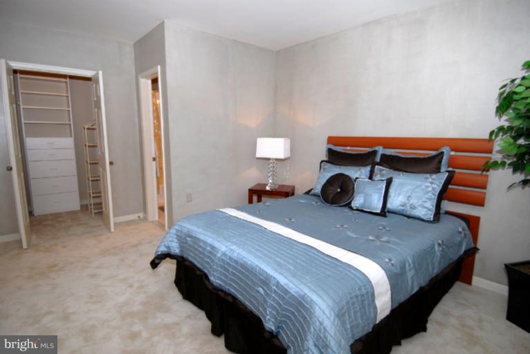 1947 Belmont Road Northwest, Unit 111 Washington, DC 20009 - Photo 11 of 25 Bedroom (Master)