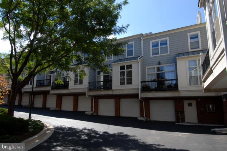 1947 Belmont Road Northwest, Unit 111 Washington, DC 20009 - Photo 24 of 25 Exterior (Rear)