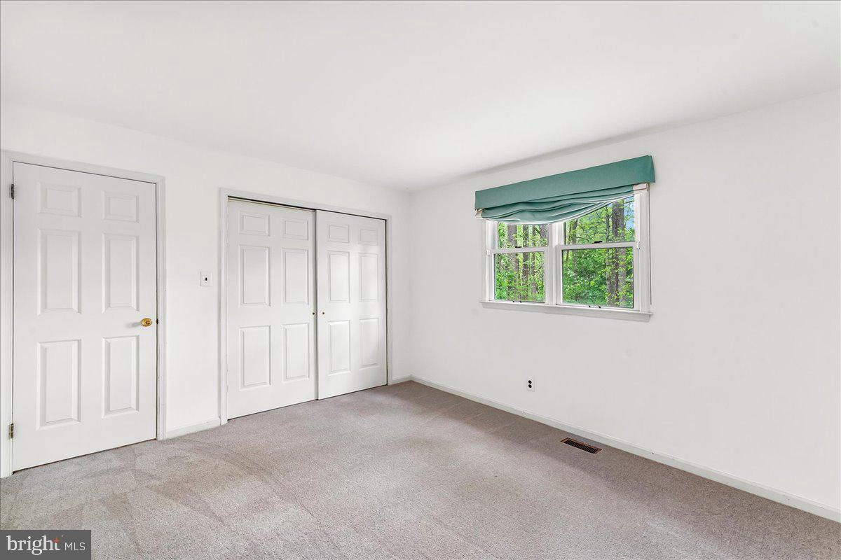 1750 Stocton Road Jenkintown, PA 19046 - Photo 40 of 50 an empty room with a window