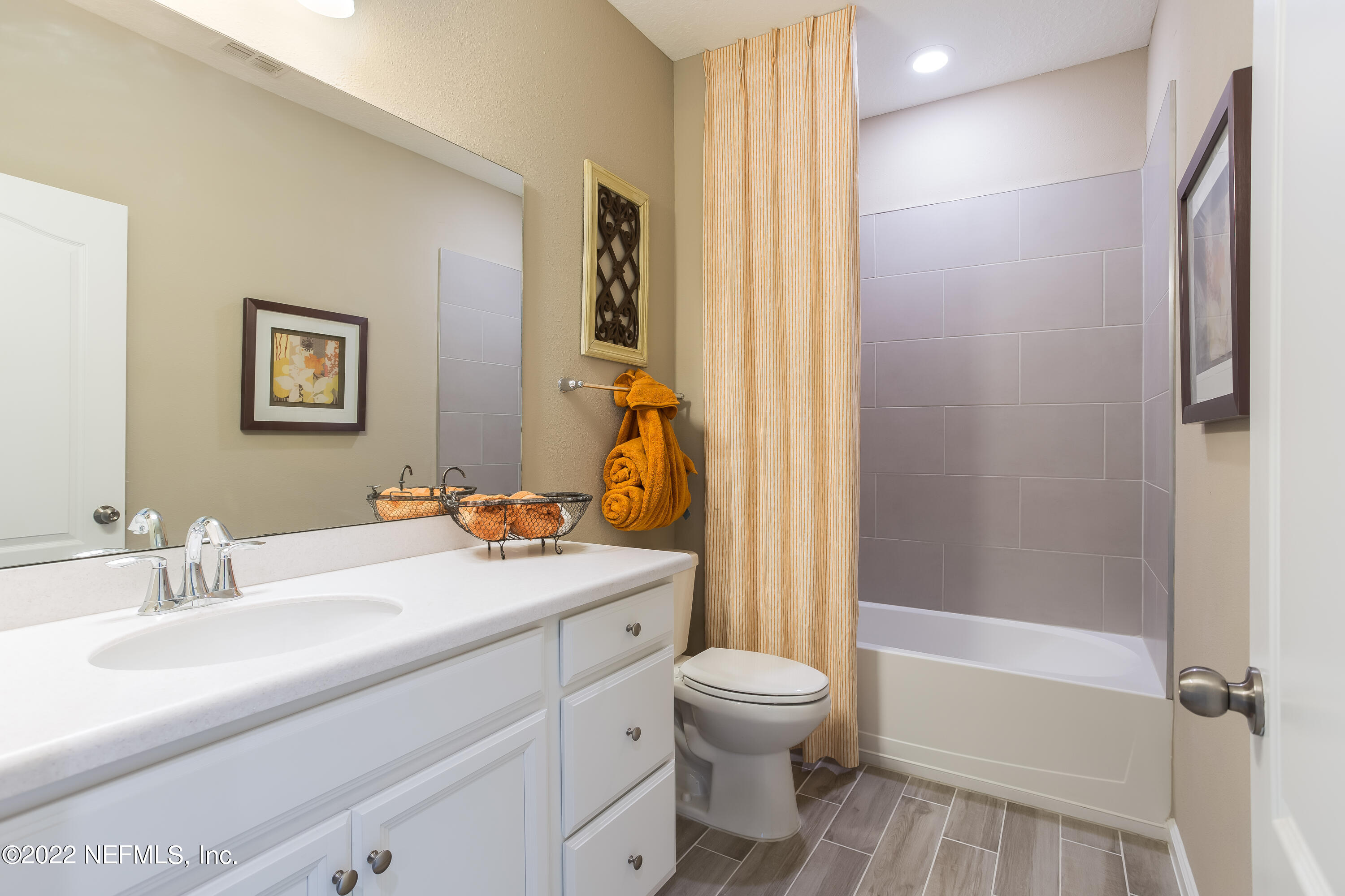75 White Rabbit Run Street St. Augustine, FL 32092 - Photo 12 of 12 Charle Secondary Bath