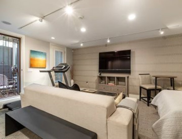 51 Rutland Square, Unit 1 Boston, MA 02118 - Photo 23 of 32 Gallery Image 23