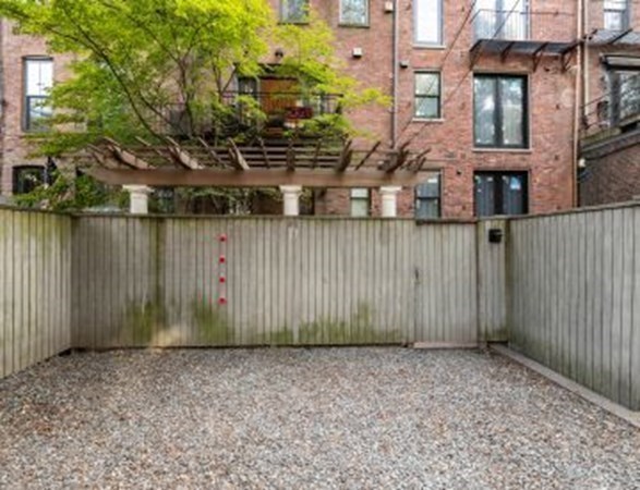 51 Rutland Square, Unit 1 Boston, MA 02118 - Photo 29 of 32 Gallery Image 29