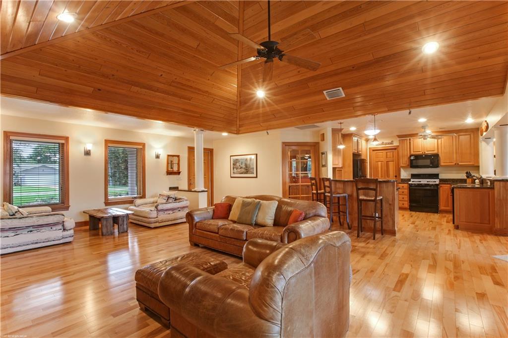 1736 Northwest Fork Road Stuart, FL 34994 - Photo 10 of 39 Gallery Image 10
