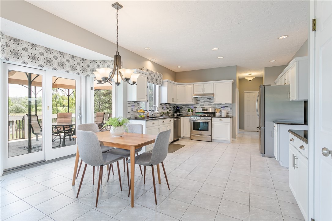 100 Windmill Trail Ogden, NY 14624 - Photo 12 of 36