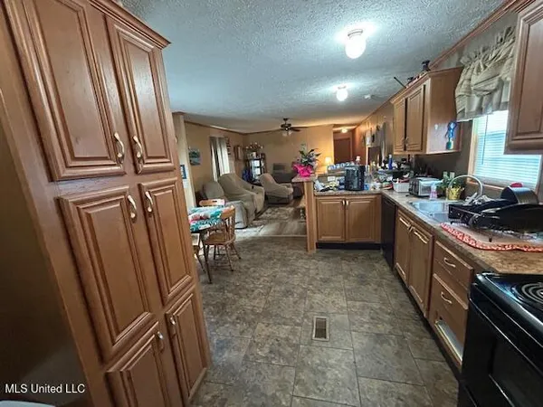 $175,000 | 1075 Elarton Road, Osyka, MS 39657