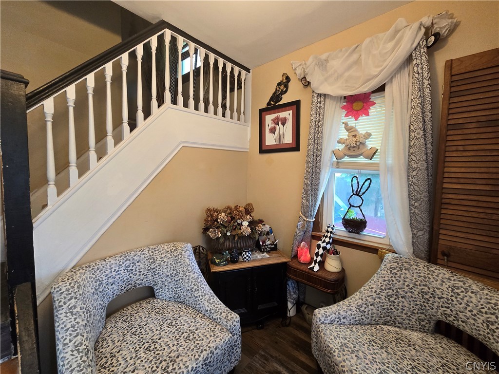 5 Lafayette Place Auburn, NY 13021 - Photo 2 of 23