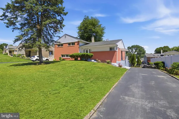 $495,000 | 417 Foster Drive, Springfield, PA 19064