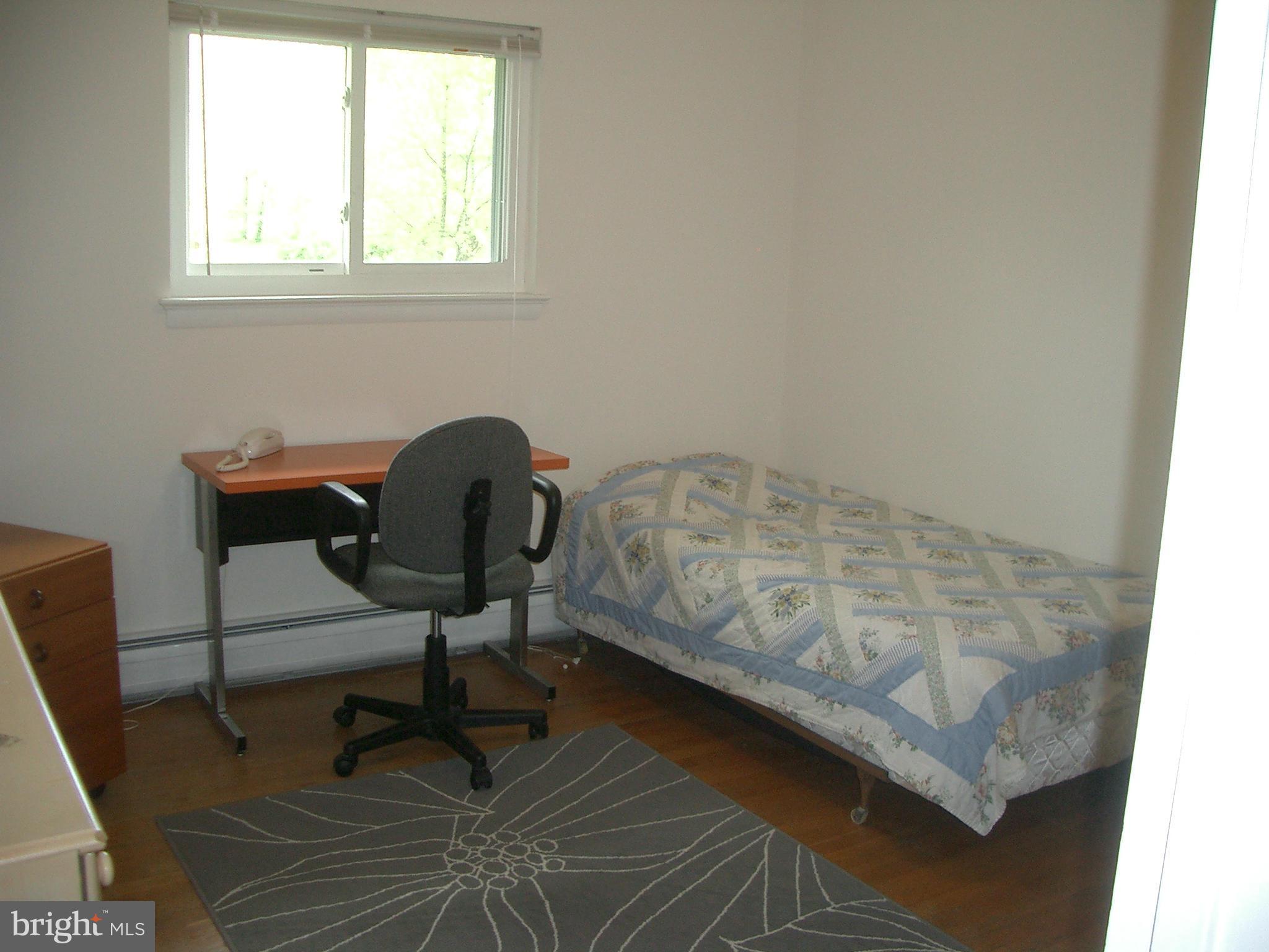 5232 Cochran Road Beltsville, MD 20705 - Photo 13 of 21 Bedroom