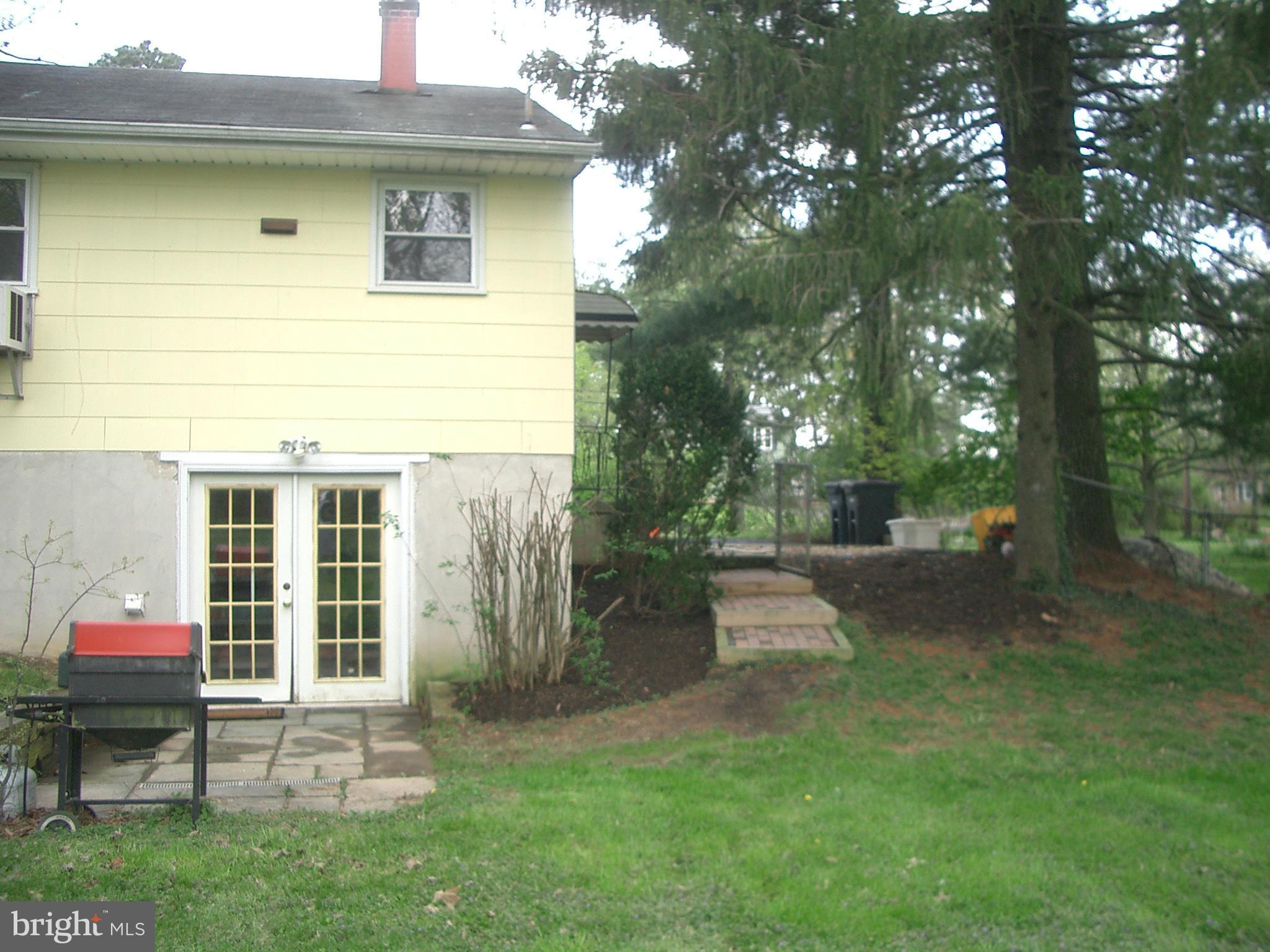 5232 Cochran Road Beltsville, MD 20705 - Photo 20 of 21 Exterior (Rear)