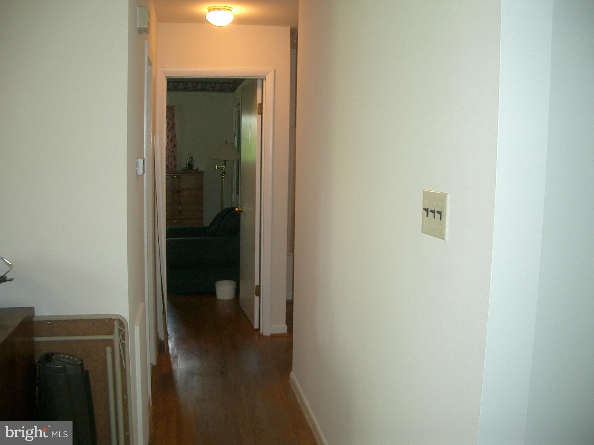 5232 Cochran Road Beltsville, MD 20705 - Photo 9 of 21 Interior (General)