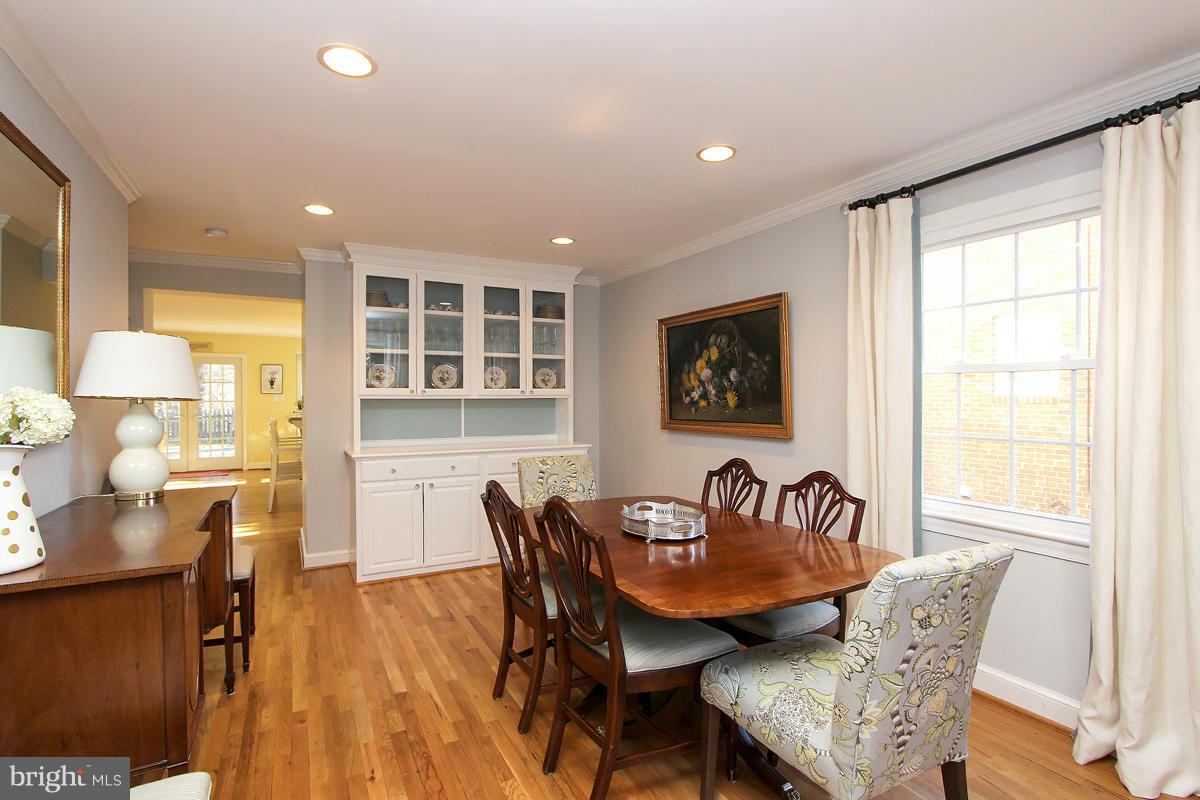 10109 Big Rock Road Silver Spring, MD 20901 - Photo 13 of 28 Dining Room