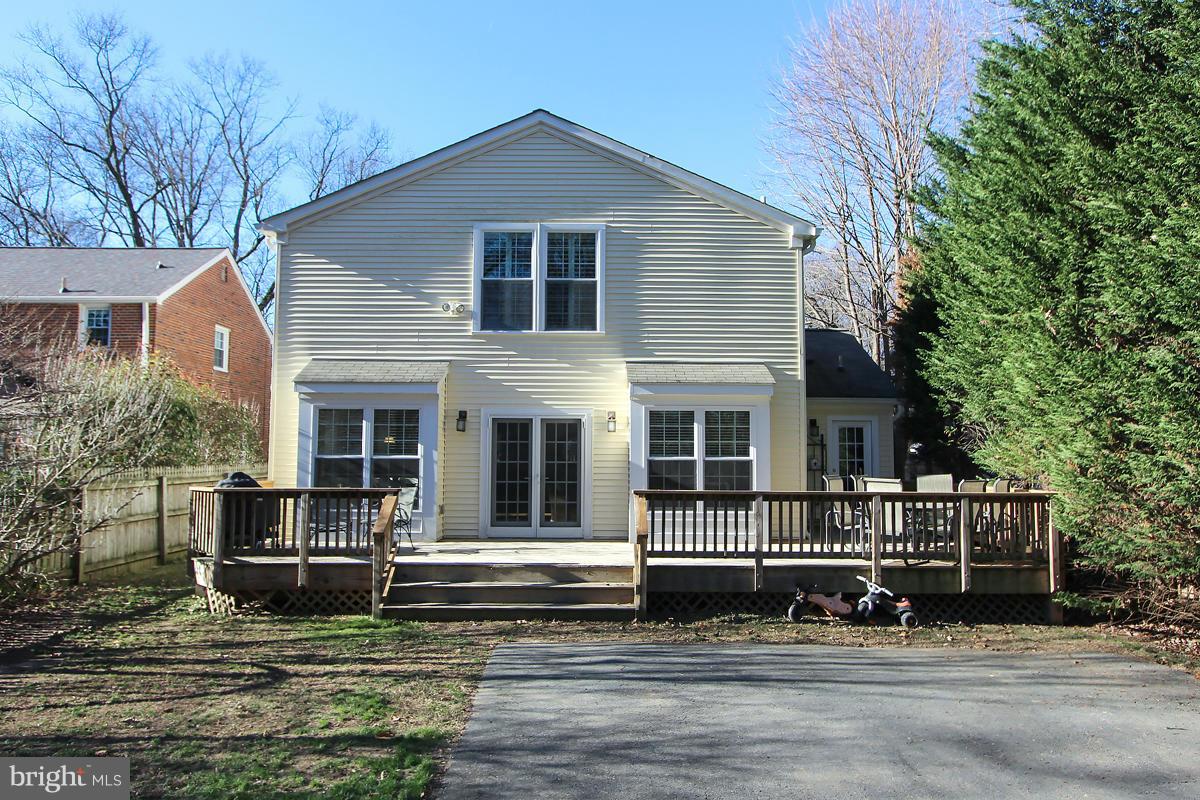 10109 Big Rock Road Silver Spring, MD 20901 - Photo 28 of 28 Exterior (Rear)