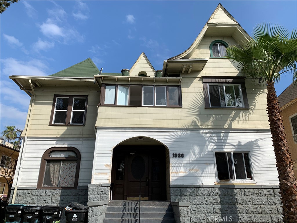 1020 South Westlake Ave