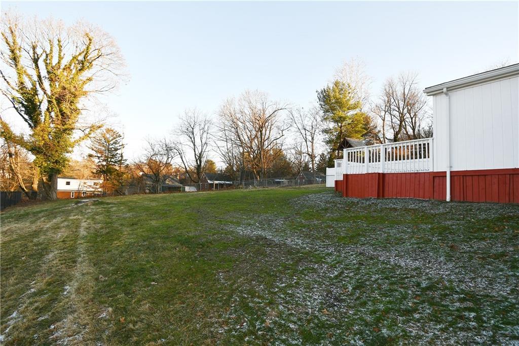 217 Oaklyn Road Bethel Park, PA 15102 - Photo 39 of 42 a backyard of a house with lots of green space