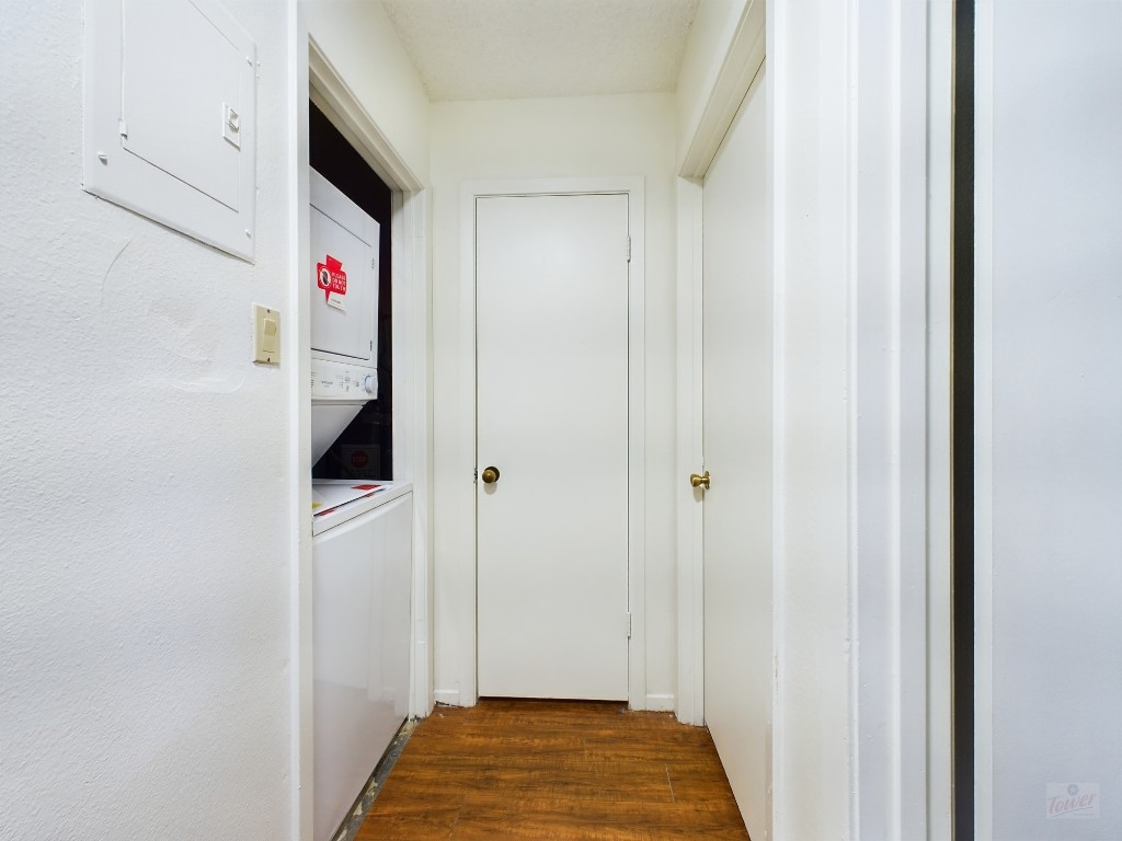 908 Poplar Street, Unit 201 Austin, TX 78705 - Photo 8 of 14 a view of utility room