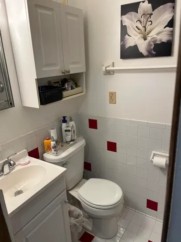 $149,500 | 9206 North 70th Street, Unit 3, Milwaukee, WI 53223