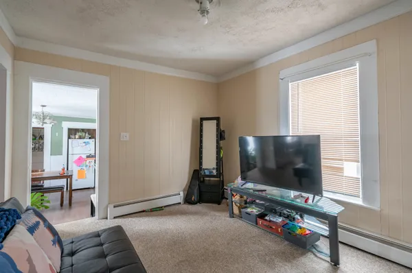 $685,000 | 10 Malvern Street, Manchester, NH 03104