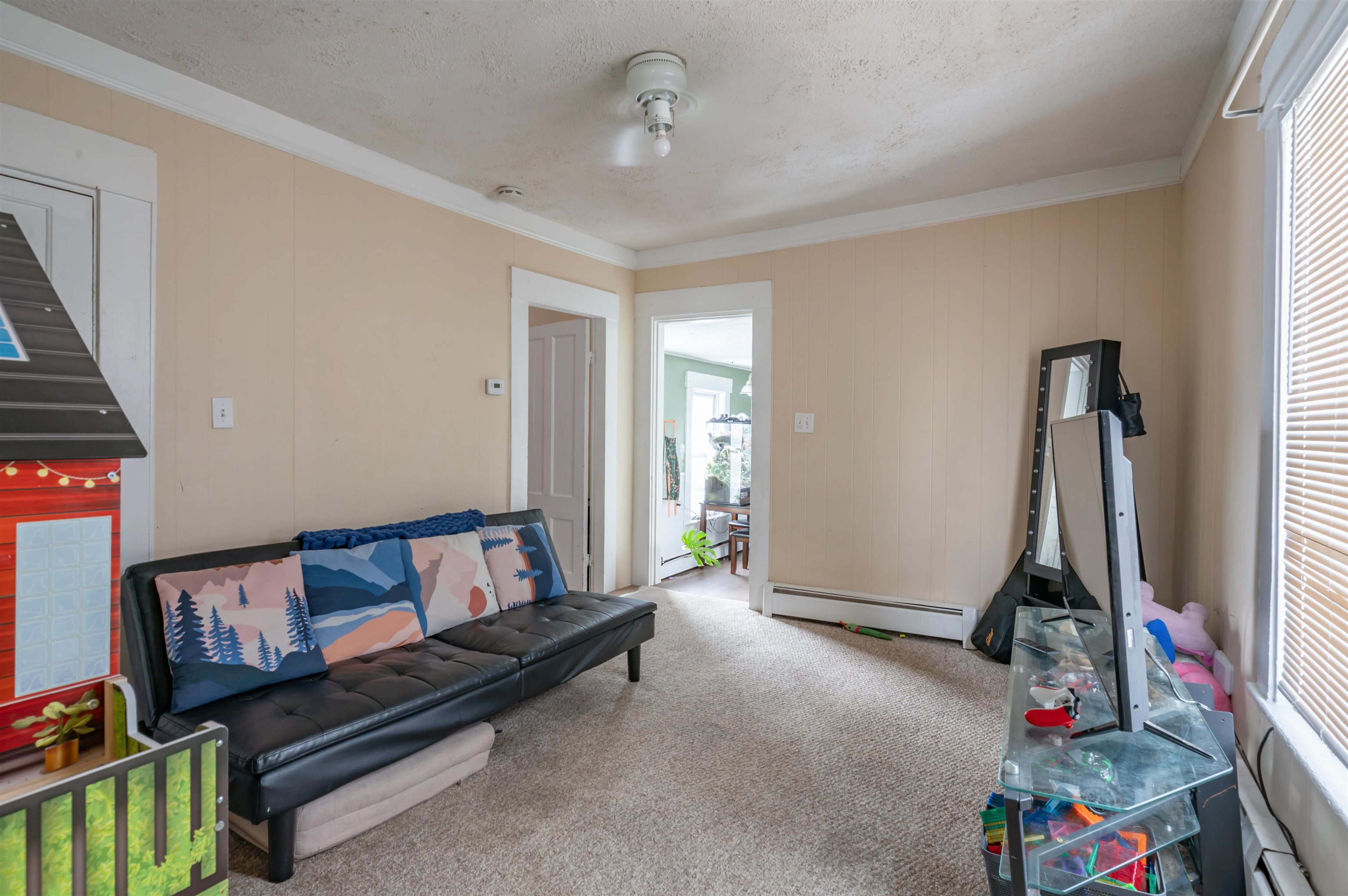 10 Malvern Street Manchester, NH 03104 - Photo 13 of 33