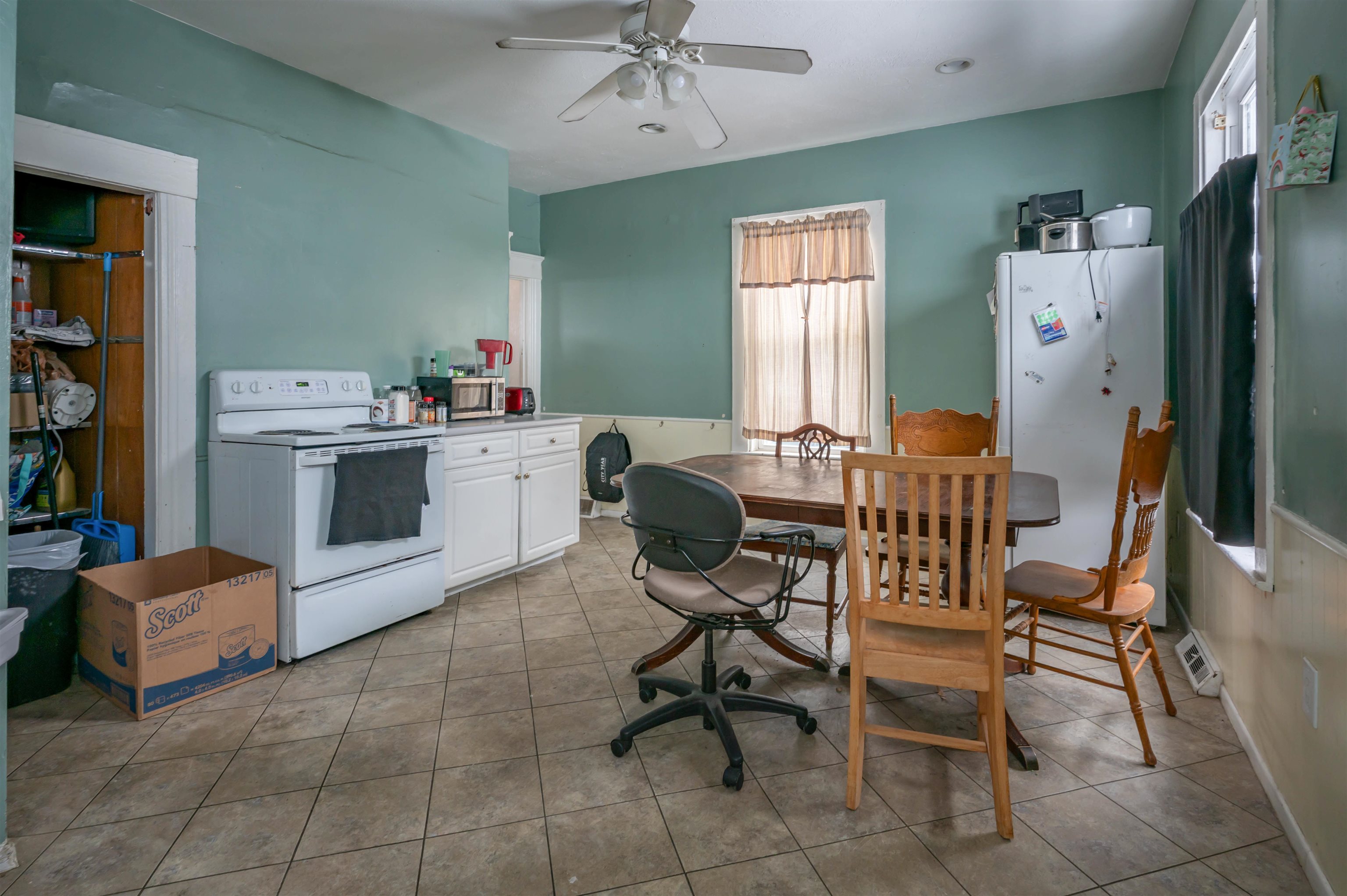 10 Malvern Street Manchester, NH 03104 - Photo 20 of 33