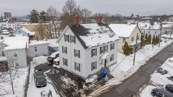 $685,000 | 10 Malvern Street, Manchester, NH 03104