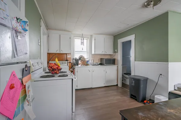 $685,000 | 10 Malvern Street, Manchester, NH 03104