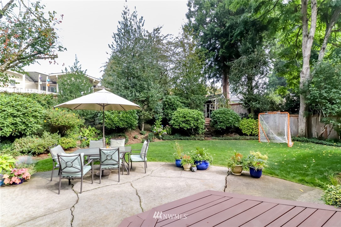 10508 Northeast 193rd Street Bothell, WA 98011 - Photo 3 of 35 Gallery Image 3