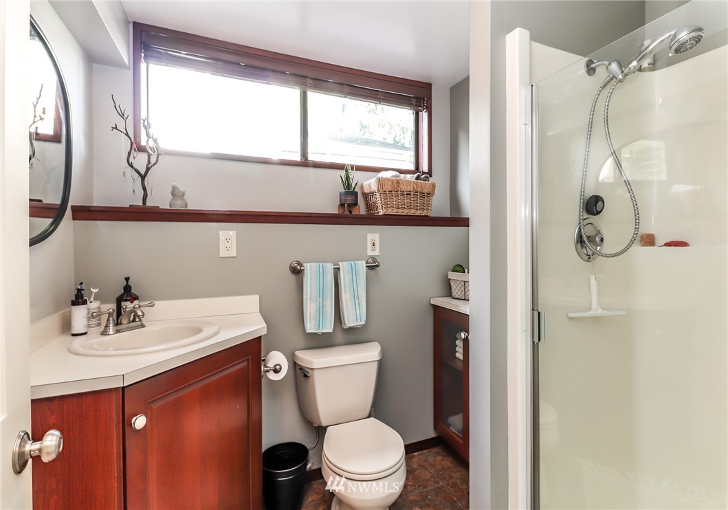 10508 Northeast 193rd Street Bothell, WA 98011 - Photo 28 of 35 Gallery Image 28