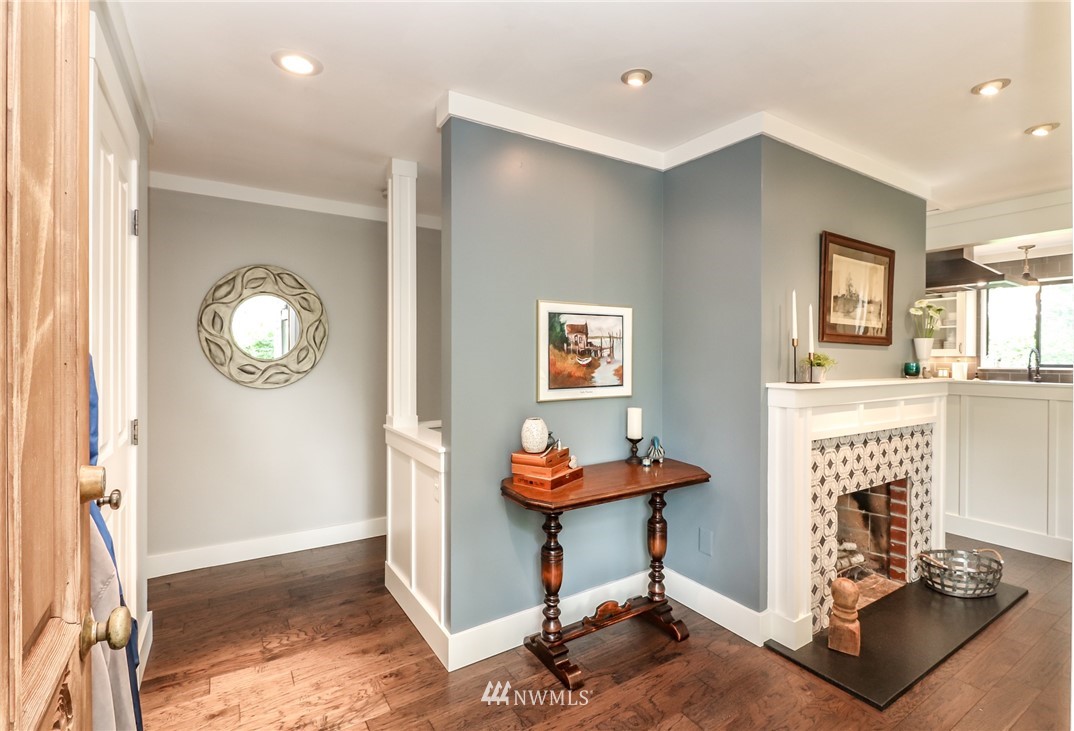10508 Northeast 193rd Street Bothell, WA 98011 - Photo 5 of 35 Gallery Image 5