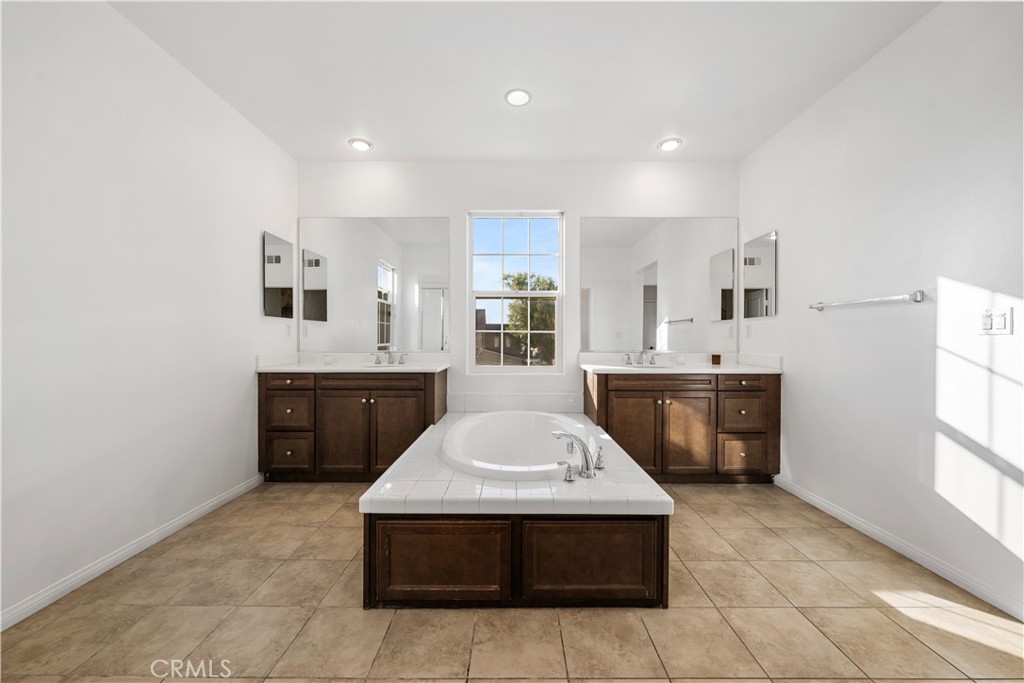 15767 Flight Chino, CA 91708 - Photo 14 of 25