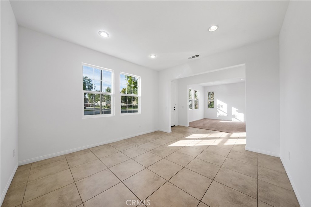 15767 Flight Chino, CA 91708 - Photo 5 of 25