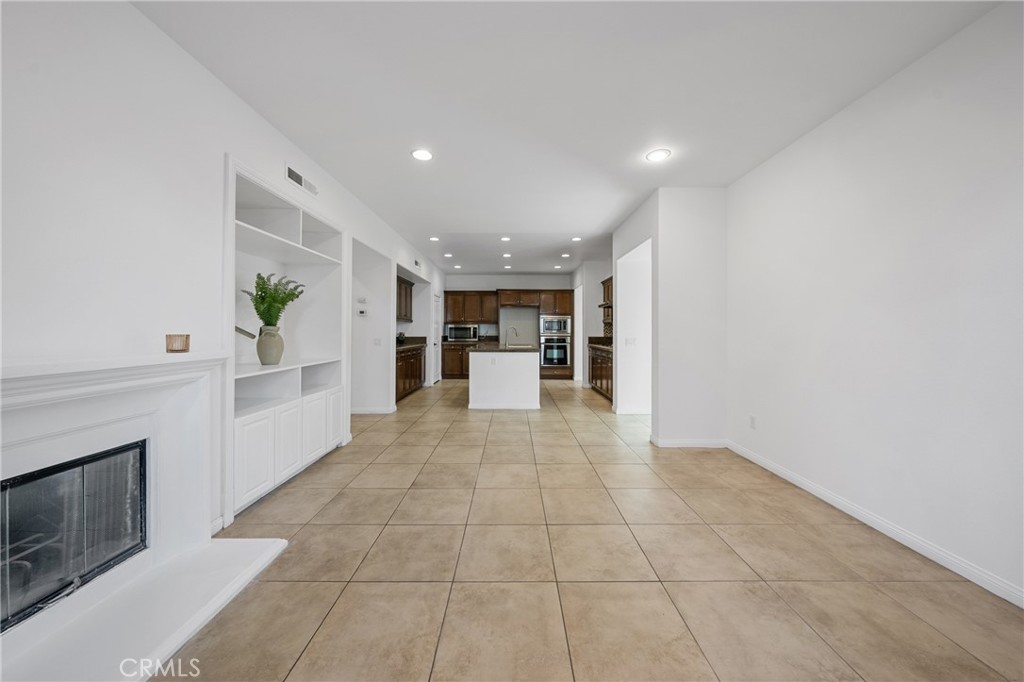 15767 Flight Chino, CA 91708 - Photo 7 of 25