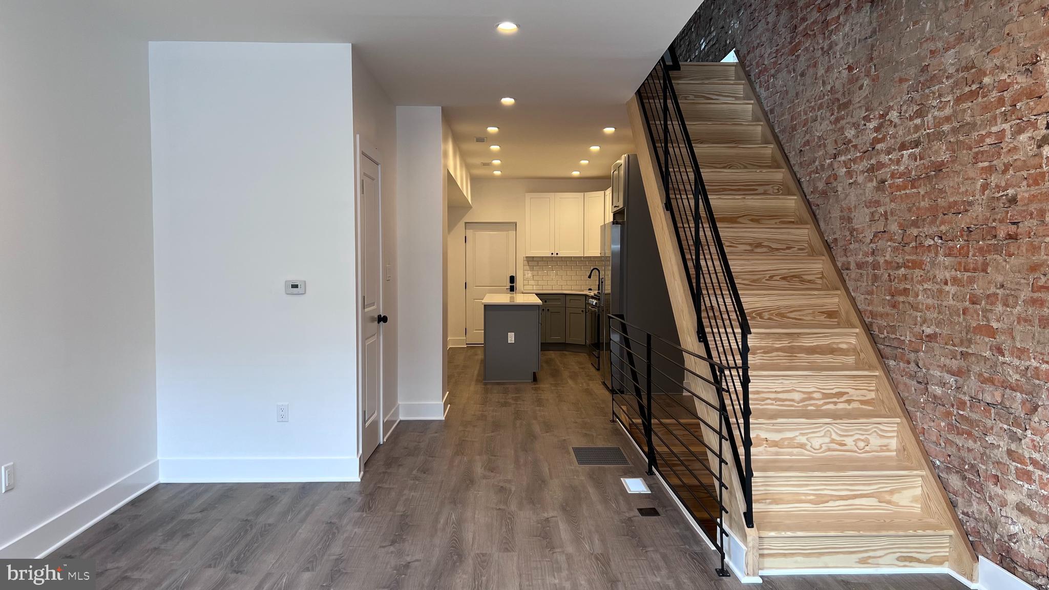 1424 South 22nd Street Philadelphia, PA 19146 - Photo 2 of 14