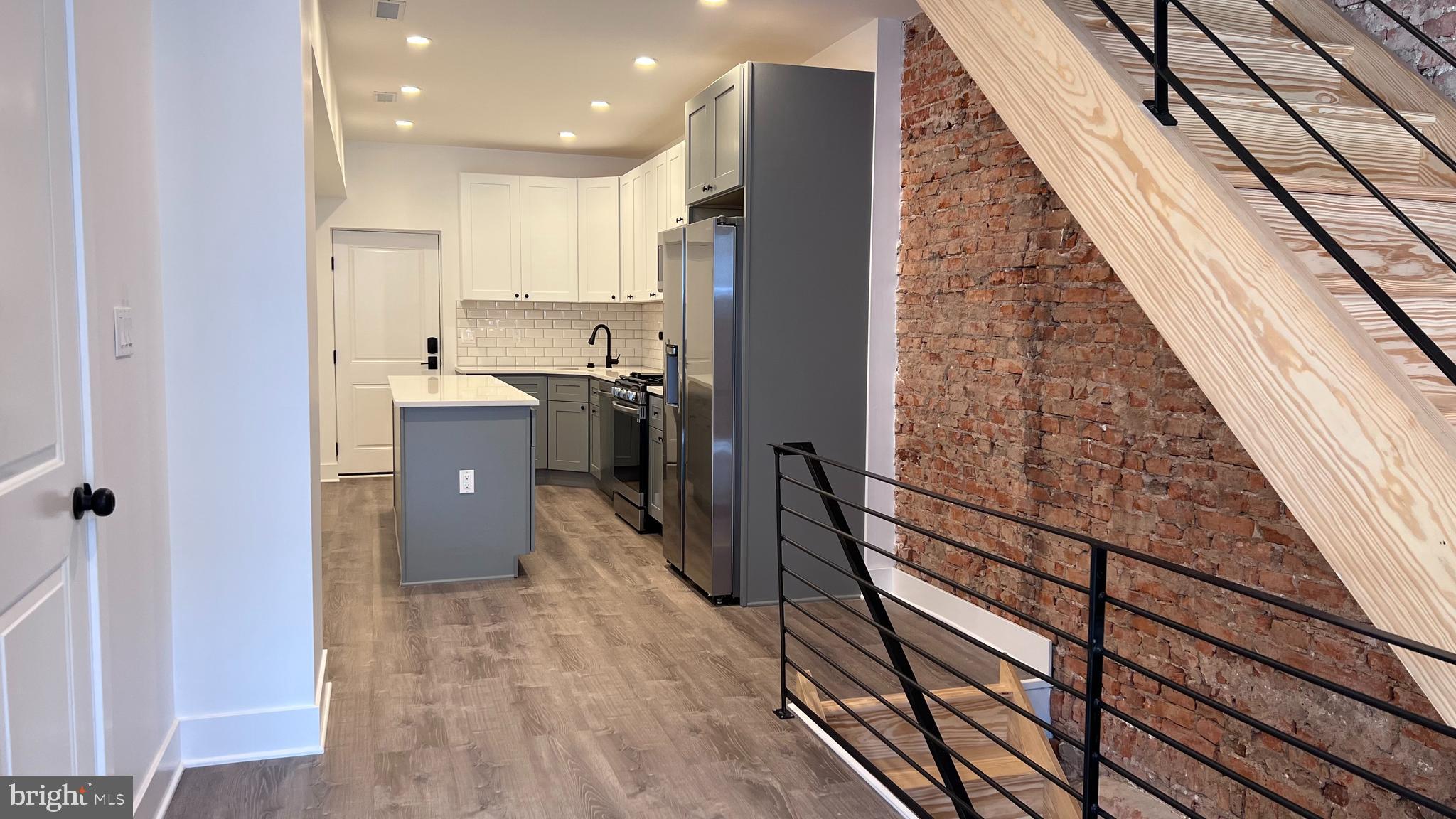 1424 South 22nd Street Philadelphia, PA 19146 - Photo 3 of 14