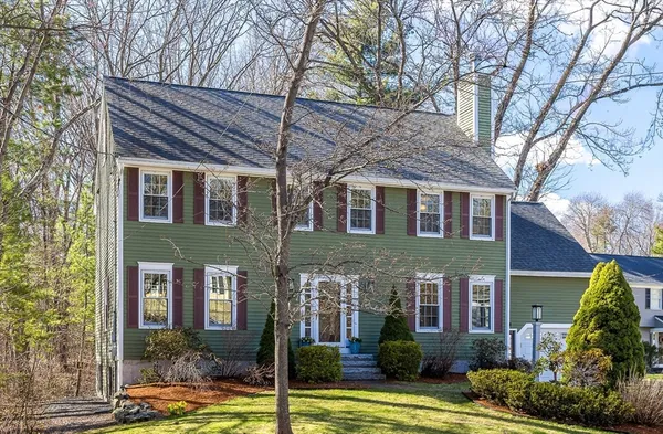 $1,369,000 | 36 Lindsay Lane, Reading, MA 01867