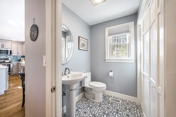 $1,369,000 | 36 Lindsay Lane, Reading, MA 01867