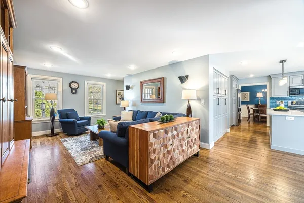 $1,369,000 | 36 Lindsay Lane, Reading, MA 01867