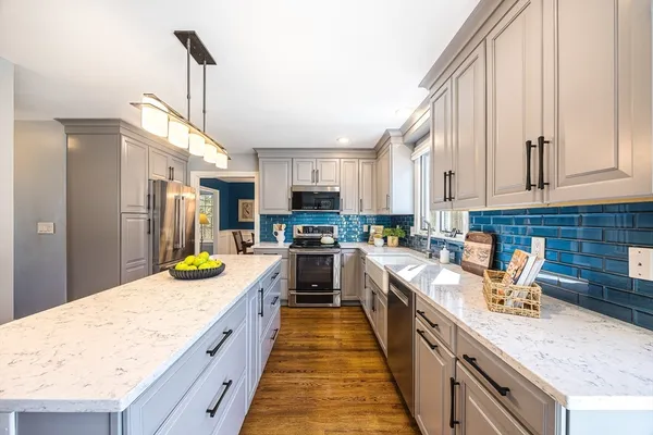 $1,369,000 | 36 Lindsay Lane, Reading, MA 01867