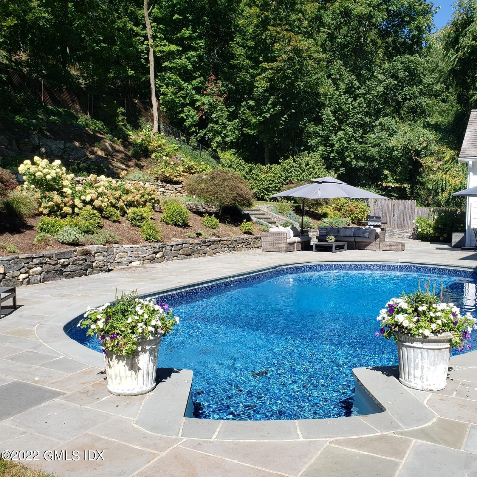 85 Mallard Drive Greenwich, CT 06830 - Photo 9 of 40