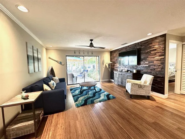 $3,000 | 14622 Pinecrest Drive, Largo, FL 33774