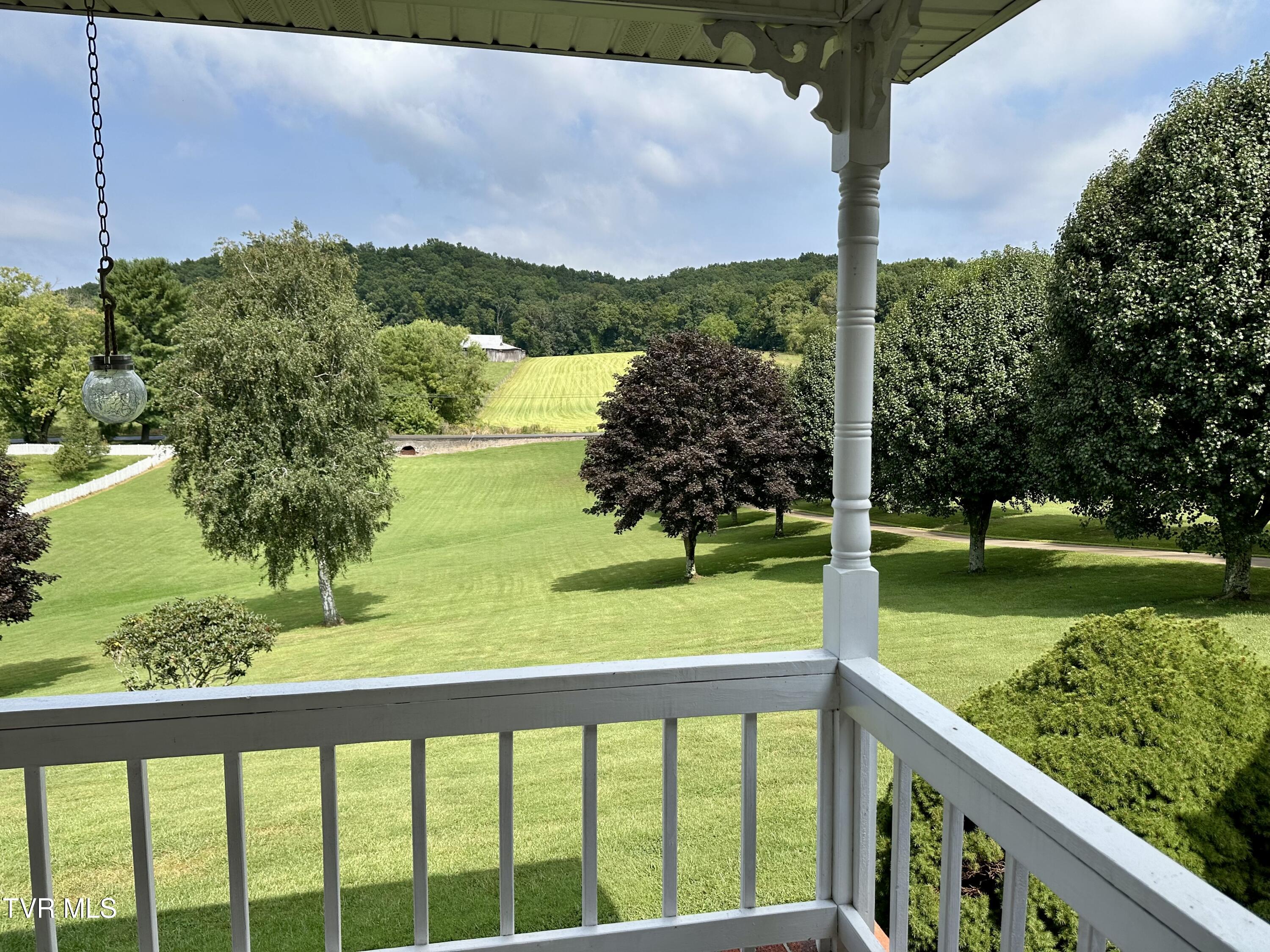 23089 Green Spring Road Abingdon, VA 24211 - Photo 12 of 61 IMG_9798