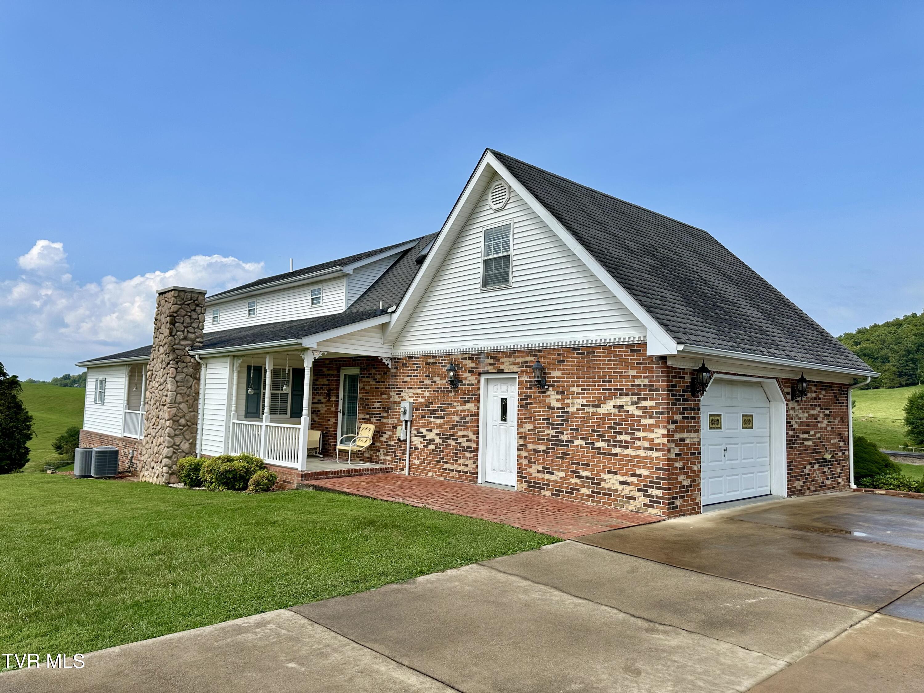 23089 Green Spring Road Abingdon, VA 24211 - Photo 15 of 61 IMG_9826