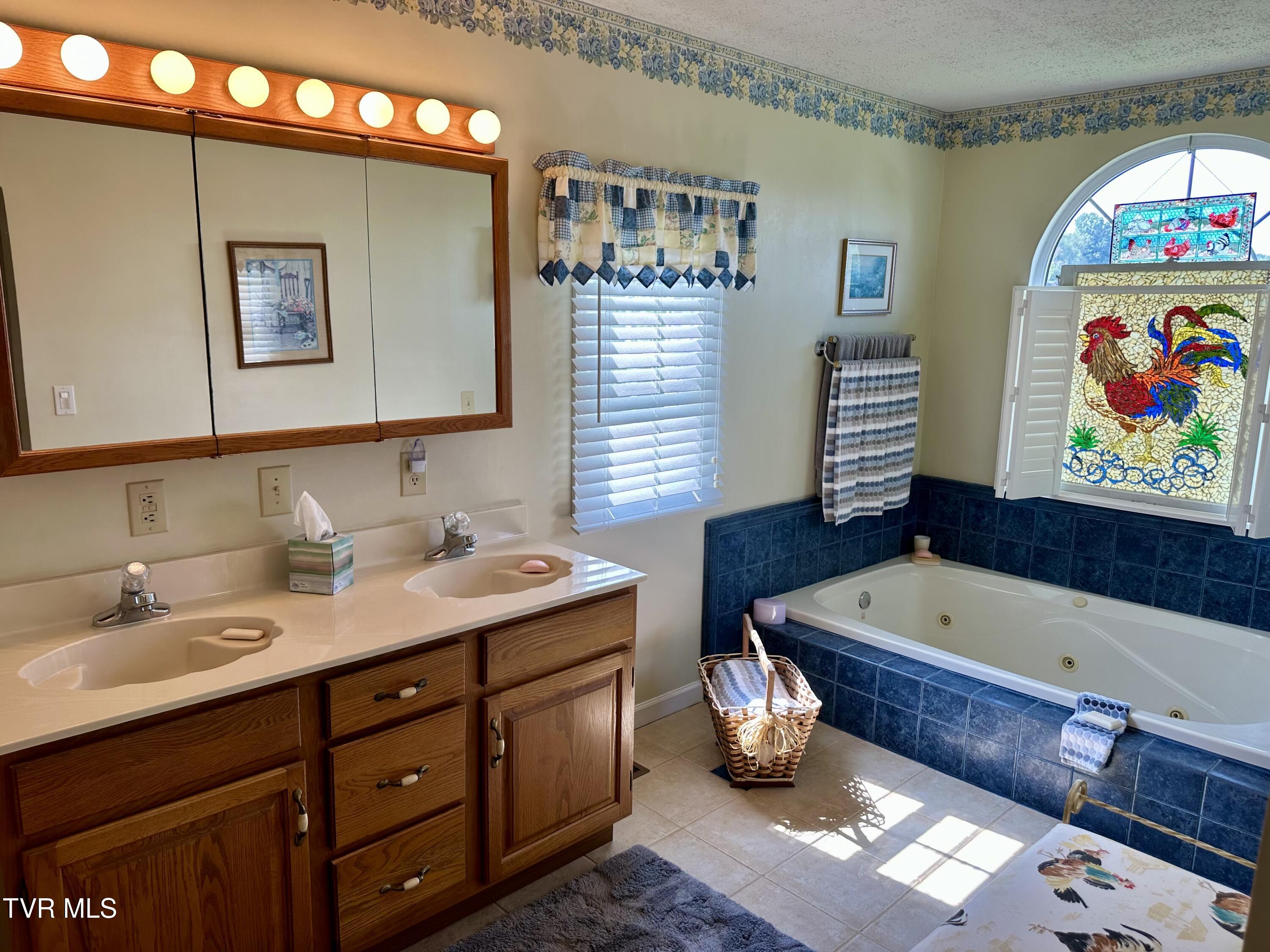 23089 Green Spring Road Abingdon, VA 24211 - Photo 51 of 61 IMG_9833